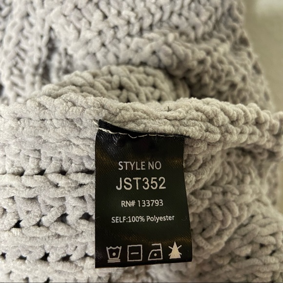 Vici Chenile Open Front Oversized Cardigan Sweater - Picture 6 of 9